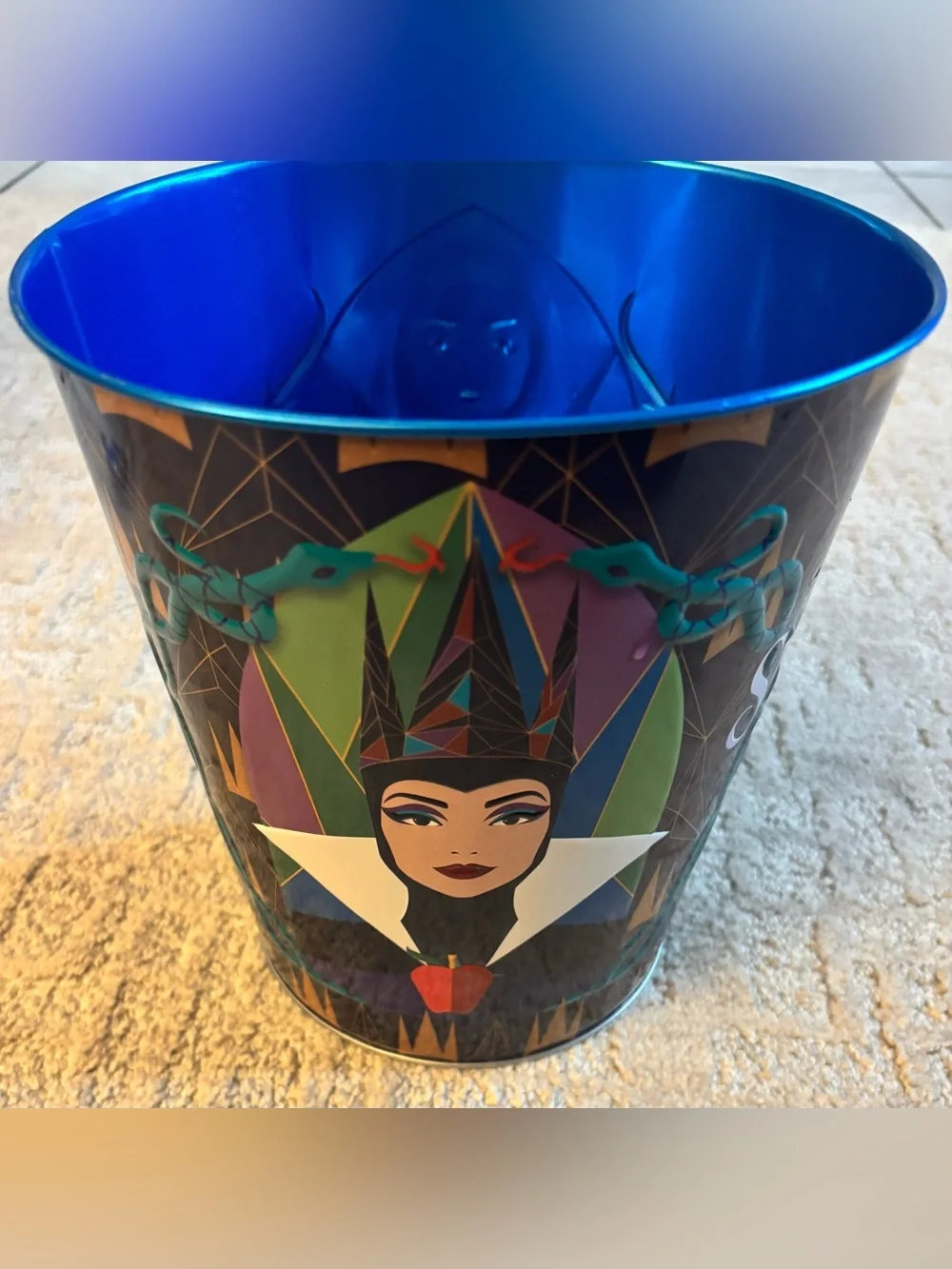 Disney Snow White Metal Popcorn Bucket